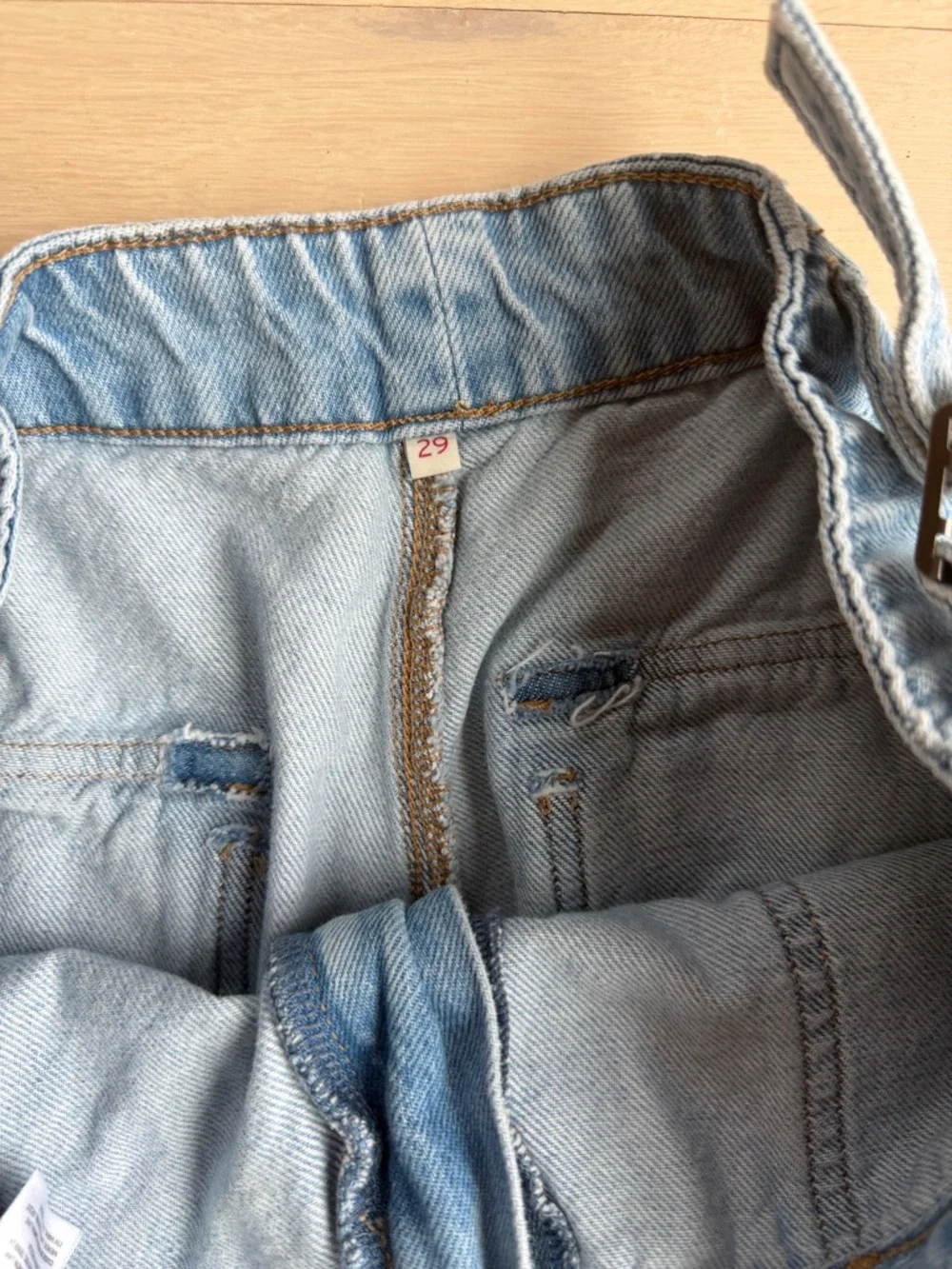 Levi's Surplus Straight Women's Jeans - Picture 6 of 9